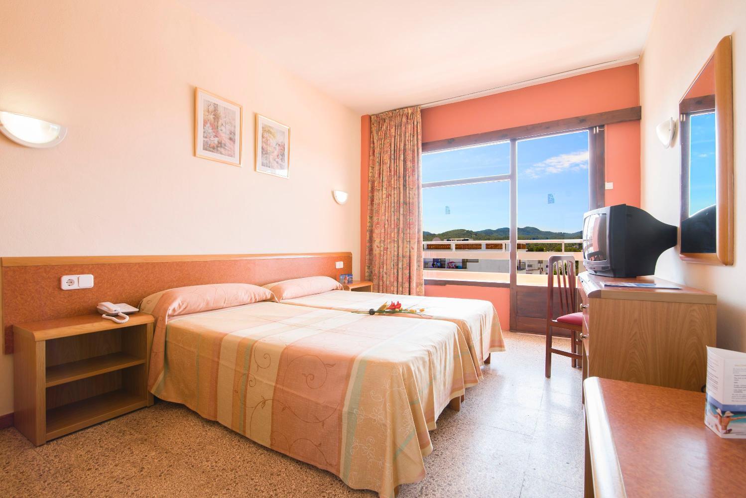 Sant Antoni de Portmany Azuline Hotel S'Anfora & Fleming (Adults Only) מראה חיצוני תמונה